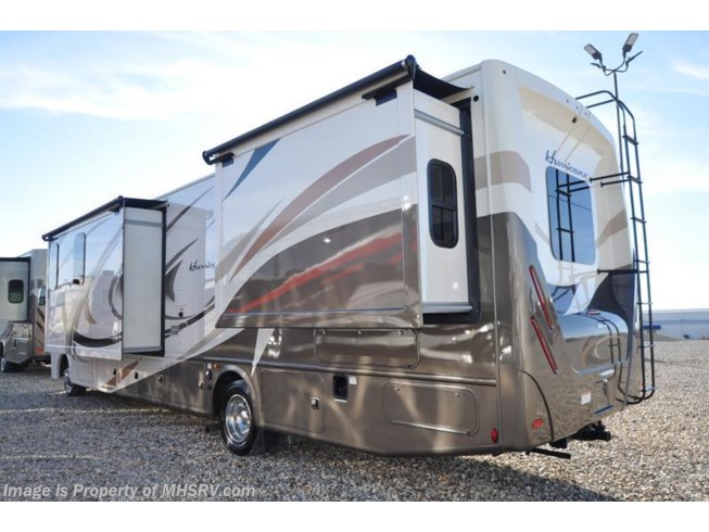 2018 Hurricane 34P RV for Sale @ MHSRV.com W/King Bed, Dual Sink by Thor Motor Coach from Motor Home Specialist in Alvarado, Texas