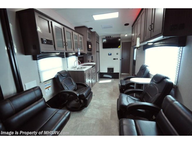 2018 Coachmen Adrenaline Toy Hauler 26CB W/Pwr Bed, 15.0K  A/C, Auto Jacks - New Toy Hauler For Sale by Motor Home Specialist in Alvarado, Texas