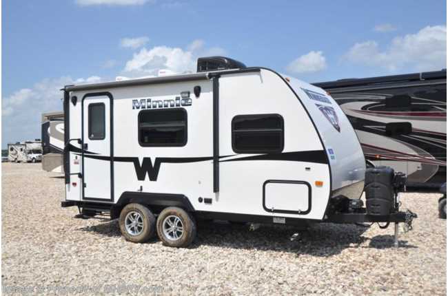 2014 Winnebago Minnie 1801FB W/ Power Patio Awning