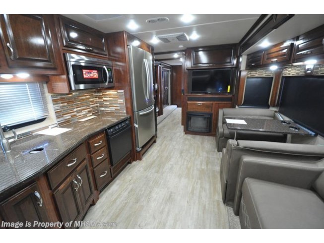 2018 Fleetwood Bounder 36H Bunk Model Bath & 1/2 RV for Sale W/LX Pkg - New Class A For Sale by Motor Home Specialist in Alvarado, Texas