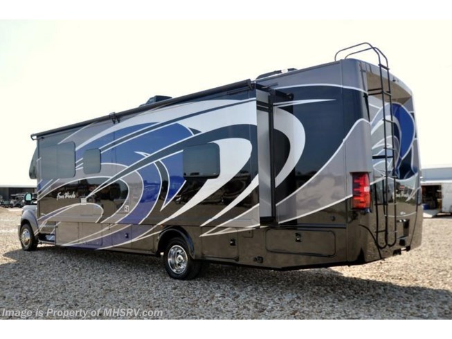 2018 Four Winds Super C 35SF Bath & 1/2 Super C W/ Entertainment Center by Thor Motor Coach from Motor Home Specialist in Alvarado, Texas