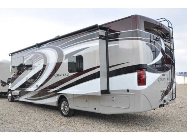 2018 Chateau Super C 35SD RV for Sale at MHSRV W/ 50" TV, 330HP by Thor Motor Coach from Motor Home Specialist in Alvarado, Texas