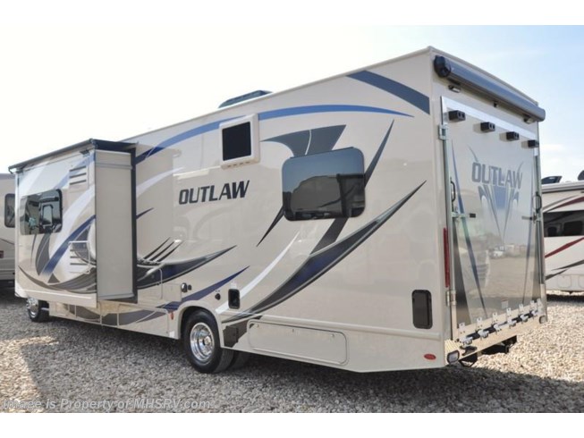 2018 Outlaw 29J Toy Hauler RV for Sale at MHSRV.com by Thor Motor Coach from Motor Home Specialist in Alvarado, Texas