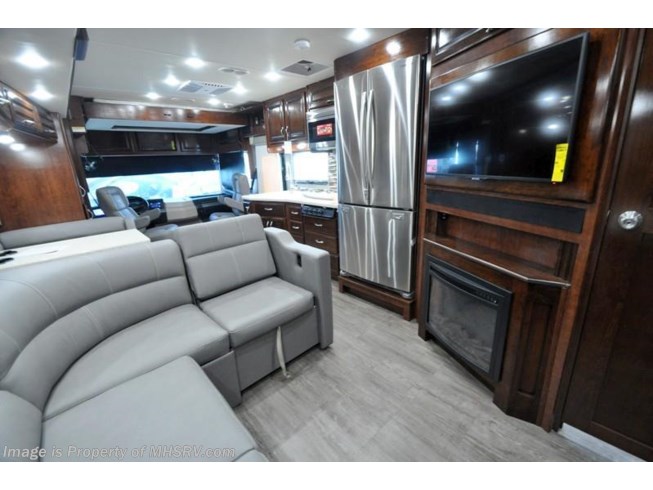 2018 Fleetwood Bounder 35K Bath & 1/2 for Sale LX Pkg, OH Loft & King - New Class A For Sale by Motor Home Specialist in Alvarado, Texas