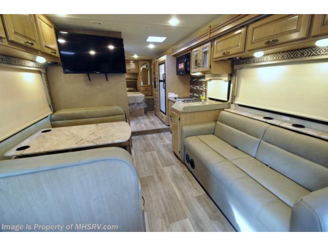 2018 Thor Motor Coach Four Winds 31Y - New Class C For Sale by Motor Home Specialist in Alvarado, Texas