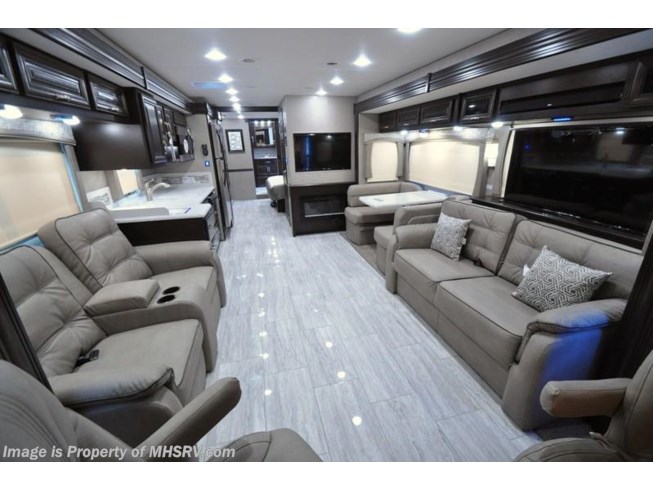 2018 Forest River Berkshire 39A Bath & 1/2 Luxury RV W/ Theater Seats, Sat - New Diesel Pusher For Sale by Motor Home Specialist in Alvarado, Texas