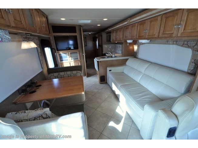 2013 Winnebago Adventurer 32H W/ 2 Slides - Used Class A For Sale by Motor Home Specialist in Alvarado, Texas