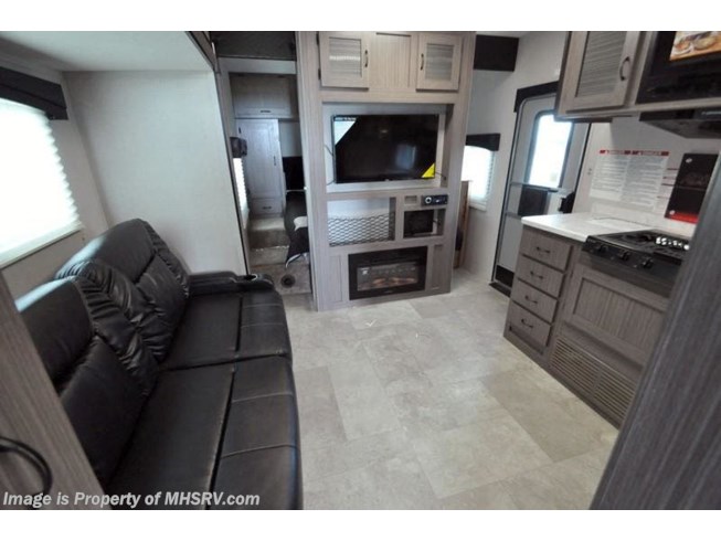 2019 Coachmen Adrenaline 30QBS - New Travel Trailer For Sale by Motor Home Specialist in Alvarado, Texas