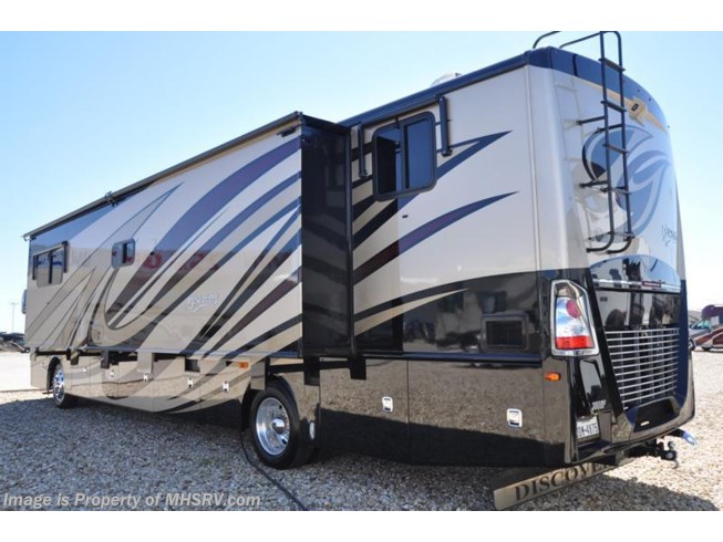 2014 Discovery 40E Bath & 1/2 W/ King, Res Fridge, 3 Slides by Fleetwood from Motor Home Specialist in Alvarado, Texas