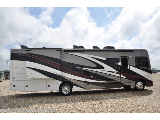 New 2018 Holiday Rambler Vacationer 34S Bath & 1/2 RV for Sale W/ Sat, W/D available in Alvarado, Texas