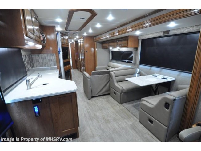 2018 Holiday Rambler Vacationer 34S Bath & 1/2 RV for Sale W/ Sat, W/D - New Class A For Sale by Motor Home Specialist in Alvarado, Texas