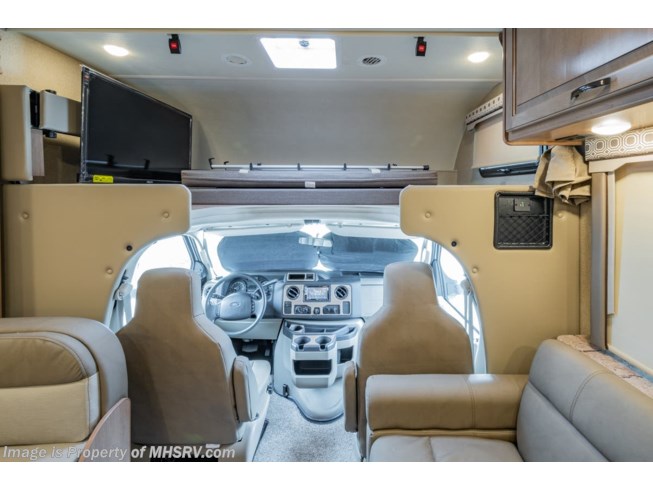 2019 Four Winds 31W RV for Sale W/ 15K A/C, Jacks by Thor Motor Coach from Motor Home Specialist in Alvarado, Texas