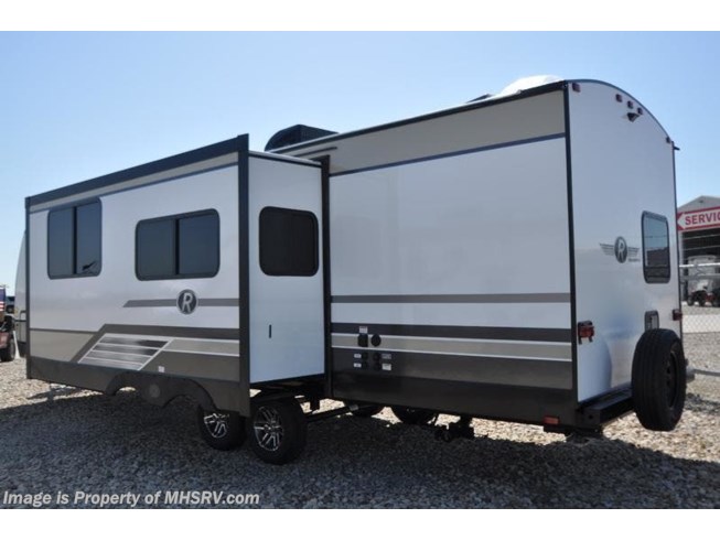 2019 Radiance Ultra-Lite 26BH Bunk Model RV for Sale W/2 A/C by Cruiser RV from Motor Home Specialist in Alvarado, Texas