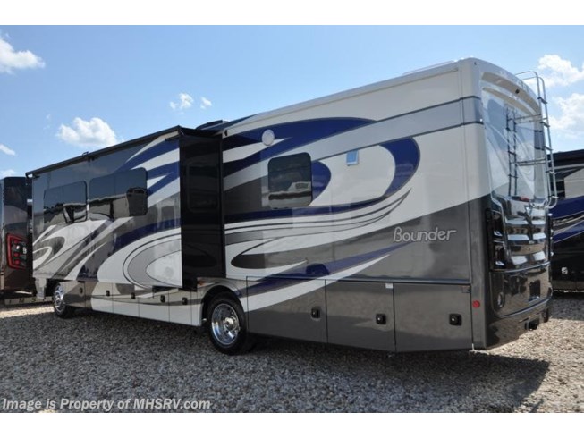 2019 Bounder 35K Bath & 1/2 RV W/Theater Seats, King, OH Loft by Fleetwood from Motor Home Specialist in Alvarado, Texas