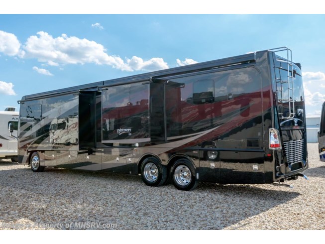 2019 Discovery LXE 44H Bath & 1/2 W/ Theater Seats, Tech Pkg by Fleetwood from Motor Home Specialist in Alvarado, Texas