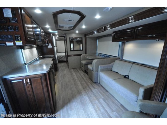 2018 Fleetwood Flair LXE 31W W/ Jacks, Ext TV, OH Loft - Used Class A For Sale by Motor Home Specialist in Alvarado, Texas