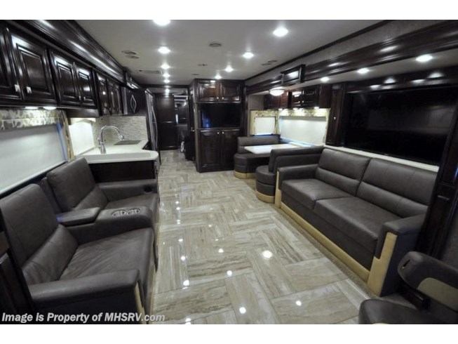 2017 Thor Motor Coach Venetian A40 Bath & 1/2 W/ Ext TV, King, Res Fridge - Used Diesel Pusher For Sale by Motor Home Specialist in Alvarado, Texas