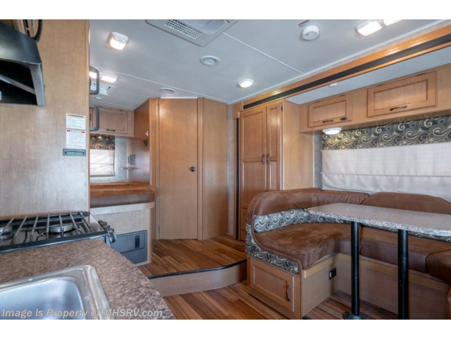 2014 Coachmen Freelander 22QB Class C RV for Sale at MHSRV W/ OH Loft - Used Class C For Sale by Motor Home Specialist in Alvarado, Texas