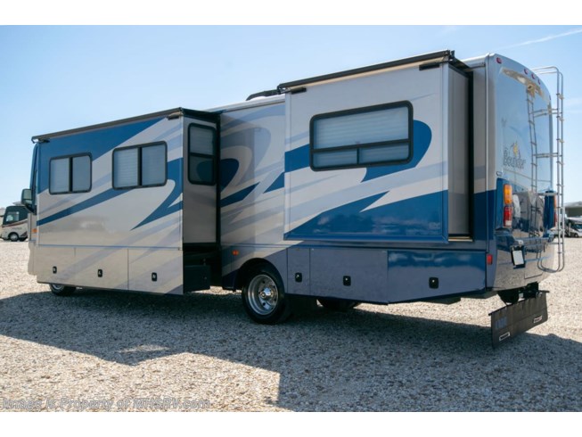2008 Bounder 34G Class A Gas Consignment RV by Fleetwood from Motor Home Specialist in Alvarado, Texas
