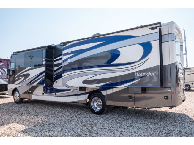 2019 Bounder 35P Class A Gas RV for Sale W/ OH Loft, Tech Pkg by Fleetwood from Motor Home Specialist in Alvarado, Texas