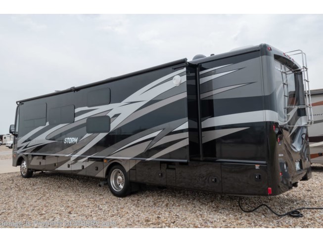 2018 Storm 36F 2 Full Bath Bunk Model Class A Consignment RV by Fleetwood from Motor Home Specialist in Alvarado, Texas