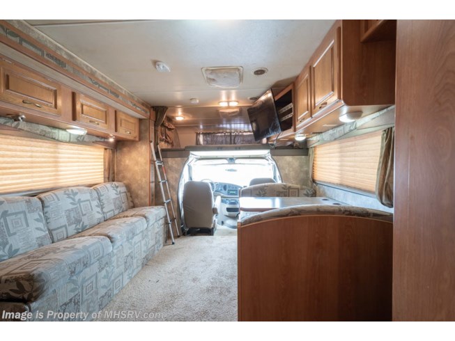 2007 Coachmen Freelander 2920DS Class C RV for Sale at MHSRV W/ OH Loft - Used Class C For Sale by Motor Home Specialist in Alvarado, Texas