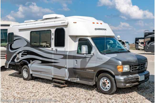 2004 Chinook Glacier 2500 Class C RV for Sale at MHSRV W/ Auto Jacks