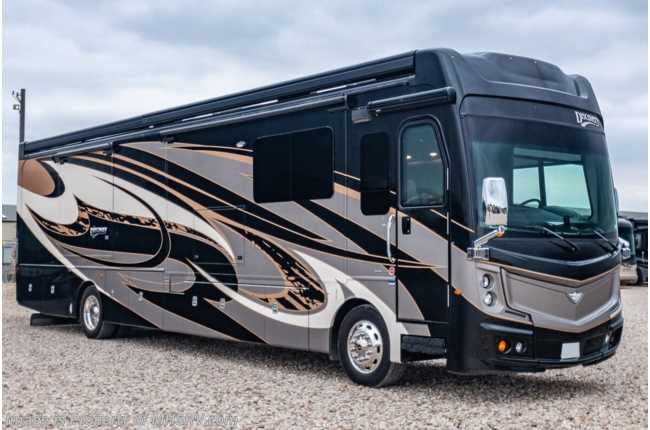 2019 Fleetwood Discovery LXE 40D Bath &amp; 1/2, King Bed, Dishwasher