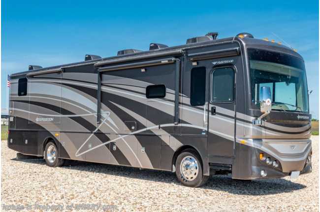 2015 Fleetwood Expedition 38K Bath &amp; 1/2 W/ 360HP, Theater Seats, W/D