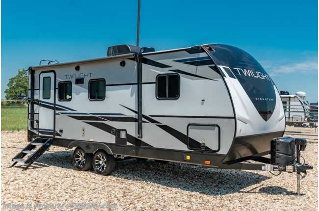 2021 Twilight RV TWS 2100 W/ King Bed, Power Stabilizers &amp; 40&quot; TV
