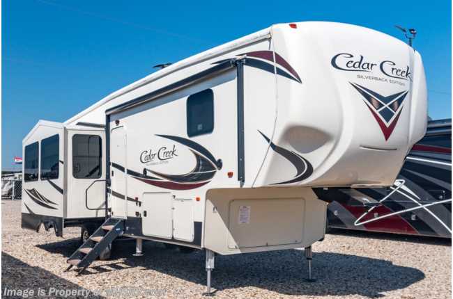 2018 Forest River Cedar Creek Silverback 33IK W/ Theater Seats, King Bed, 2 A/Cs Consignment RV