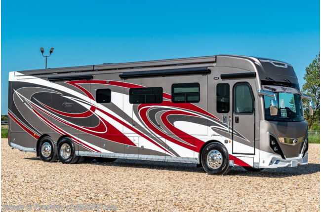 2021 American Coach American Tradition 42Q Bath &amp; 1/2 W/ OH TV, King, 450HP, In-Motion Satellite, Dishwasher &amp; Tech Package