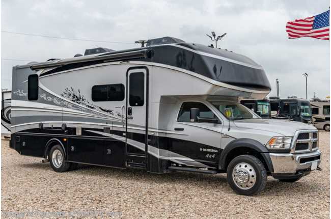 2018 Dynamax Corp Isata 5 Series 32FW Super C Auto Leveling, Aqua-Go, Power Roof Vents and Keyless Entry