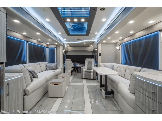 2025 Realm Presidential Luxury Villa Master Suite (LVMS) Bath & 1/2 by Foretravel from Motor Home Specialist in Alvarado, Texas