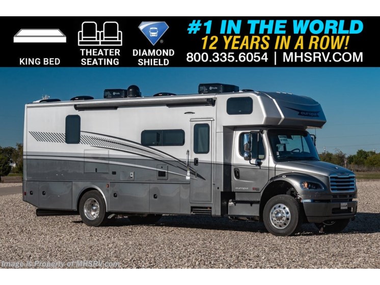 Email now about this 2025 Dynamax Corp Europa 31SS! New 2025 Dynamax Corp Europa 31SS available in Alvarado, Texas