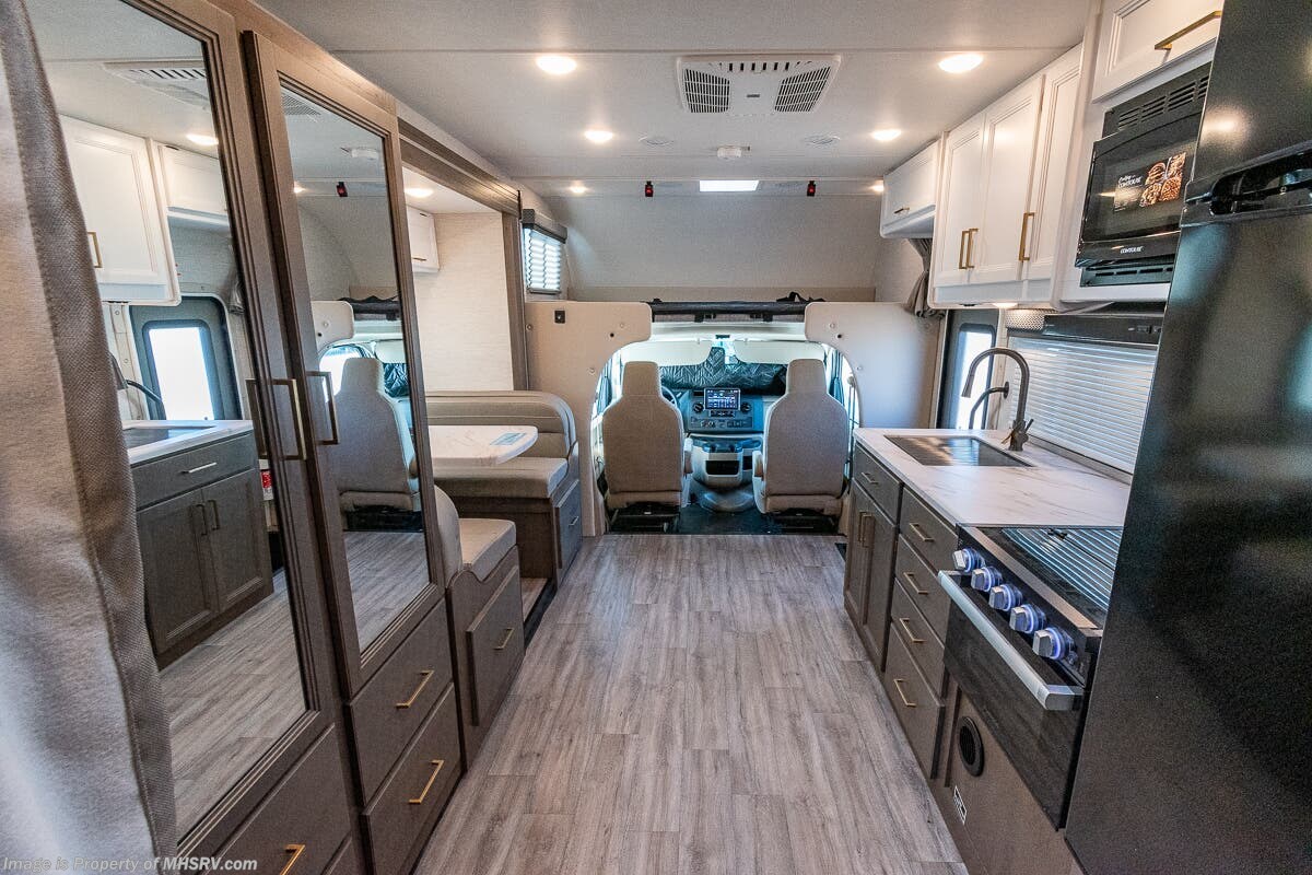 Call now about this 2025 Thor Motor Coach Four Winds 27P! 2025 Thor Motor Coach Four Winds 27P - New Class C For Sale by Motor Home Specialist in Alvarado, Texas