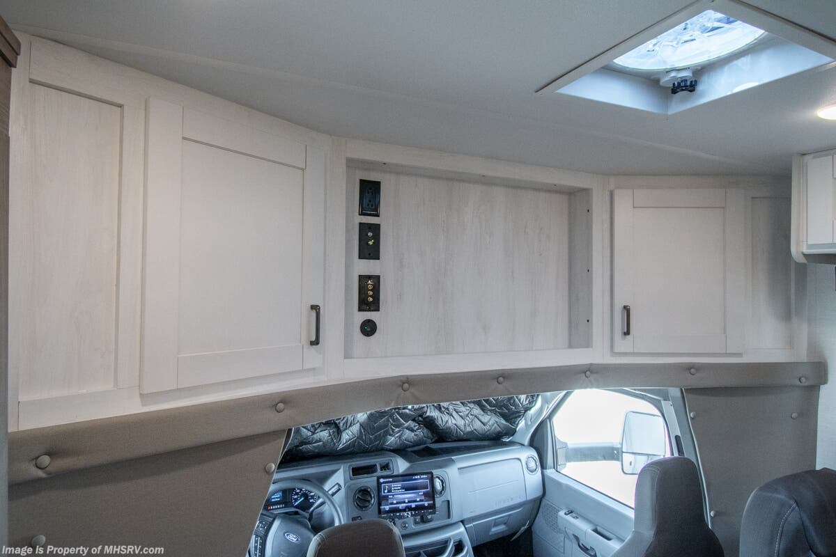 New 2025 Gulf Stream BTouring Cruiser 5255B available in Alvarado, Texas