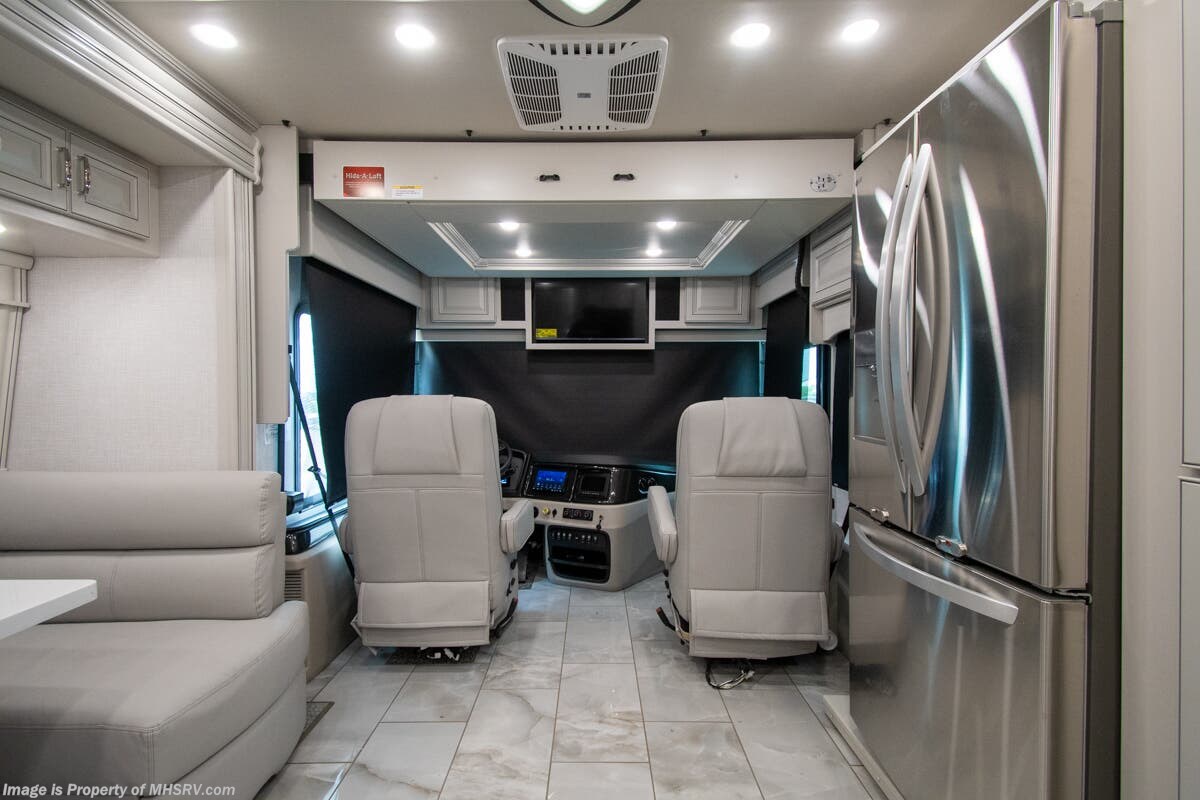 Contact us now about this 2026 Fleetwood Discovery 38N! 2026 Discovery 38N by Fleetwood from Motor Home Specialist in Alvarado, Texas
