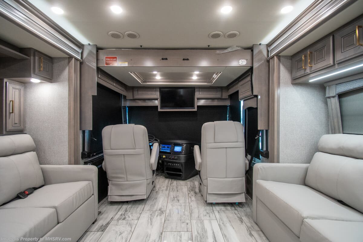 Contact us now about this 2026 Fleetwood Discovery LXE 40M! 2026 Discovery LXE 40M by Fleetwood from Motor Home Specialist in Alvarado, Texas