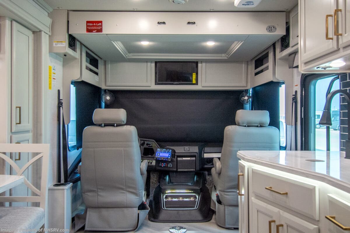 Contact us now about this 2026 Fleetwood Bounder 33C! 2026 Bounder 33C by Fleetwood from Motor Home Specialist in Alvarado, Texas