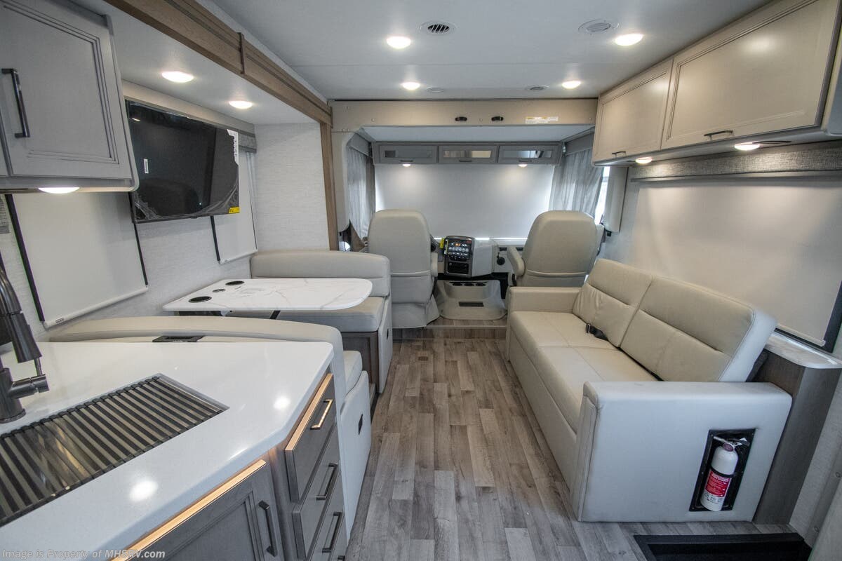 Call now about this 2026 Thor Motor Coach Resonate 30C! 2026 Thor Motor Coach Resonate 30C - New Class A For Sale by Motor Home Specialist in Alvarado, Texas