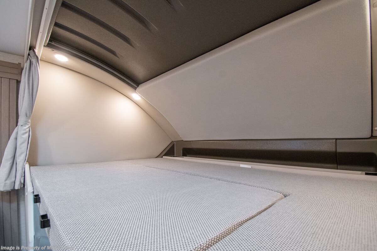 New 2026 Thor Motor Coach Omni Trail X32 available in Alvarado, Texas