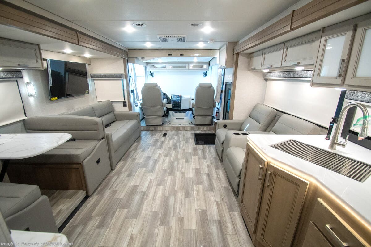 Call now about this 2026 Thor Motor Coach Luminate CC35! 2026 Thor Motor Coach Luminate CC35 - New Class A For Sale by Motor Home Specialist in Alvarado, Texas features Water Heater, Awning, Microwave, Insulated, Slideout