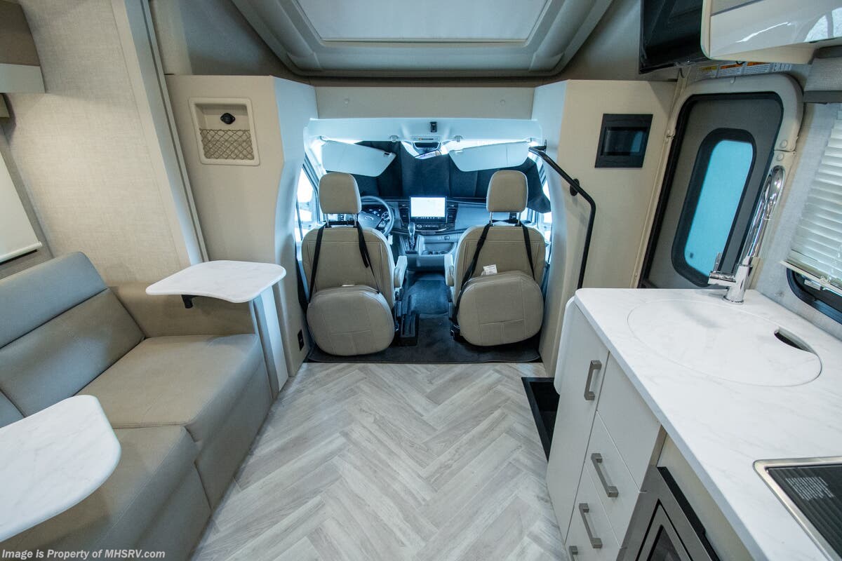 Call now about this 2026 Thor Motor Coach Gemini 24KB! 2026 Thor Motor Coach Gemini 24KB - New Class C For Sale by Motor Home Specialist in Alvarado, Texas