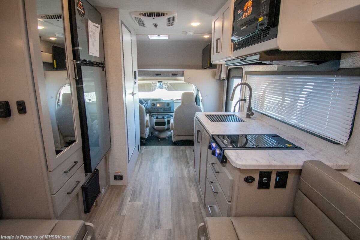 Call now about this 2026 Thor Motor Coach Four Winds 19Z! 2026 Thor Motor Coach Four Winds 19Z - New Class C For Sale by Motor Home Specialist in Alvarado, Texas