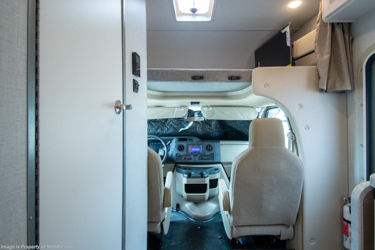 Contact us now about this 2026 Thor Motor Coach Four Winds 19Z! 2026 Four Winds 19Z by Thor Motor Coach from Motor Home Specialist in Alvarado, Texas