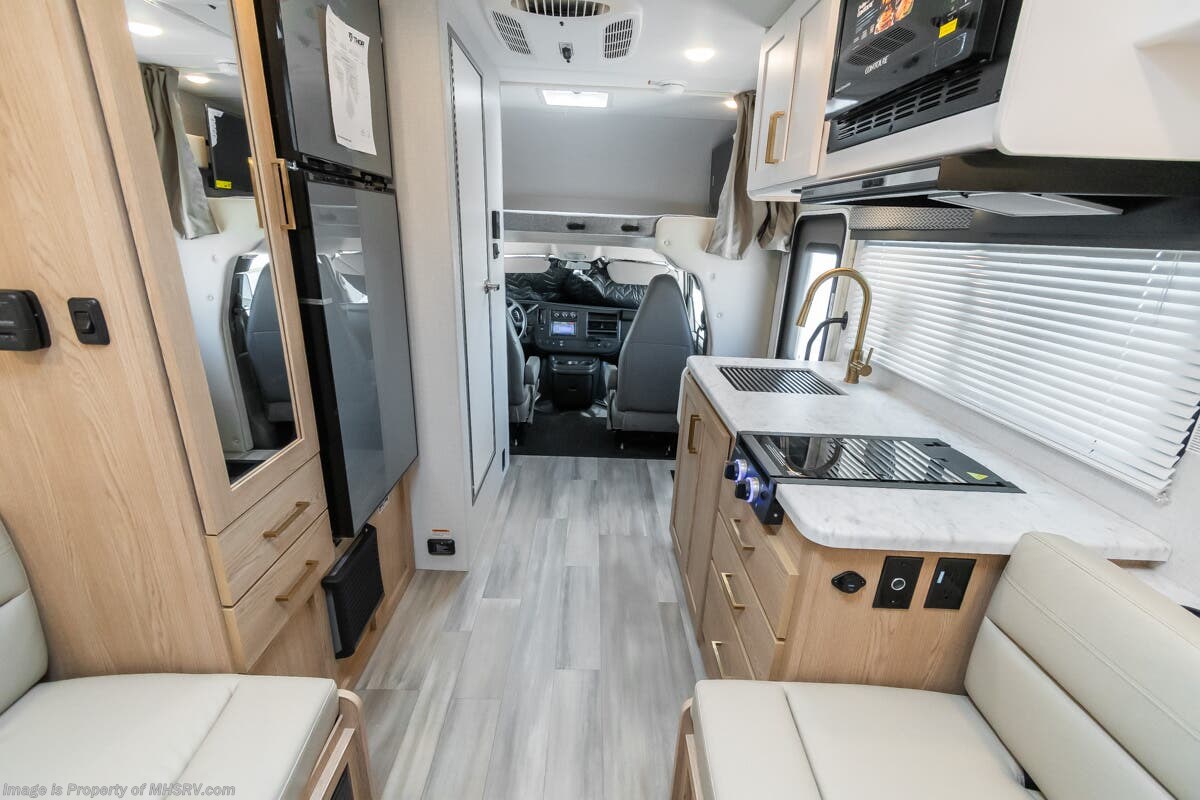 Contact us now about this 2026 Thor Motor Coach Four Winds 19Z! 2026 Four Winds 19Z by Thor Motor Coach from Motor Home Specialist in Alvarado, Texas
