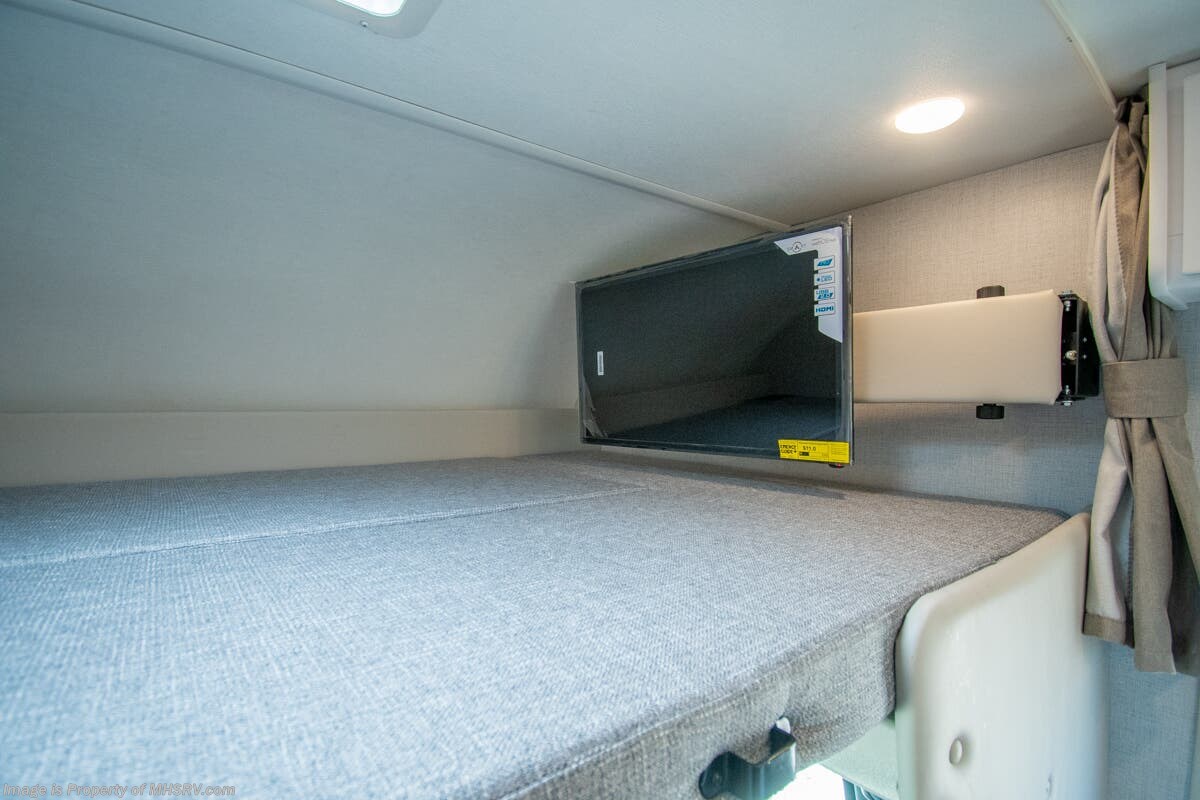 New 2026 Thor Motor Coach Four Winds 19Z available in Alvarado, Texas