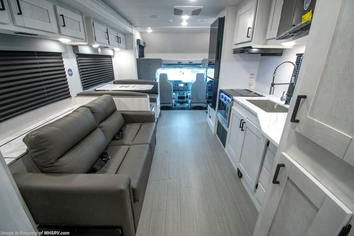Call now about this 2025 East to West Entrada 2600DS! 2025 East to West Entrada 2600DS - New Class C For Sale by Motor Home Specialist in Alvarado, Texas