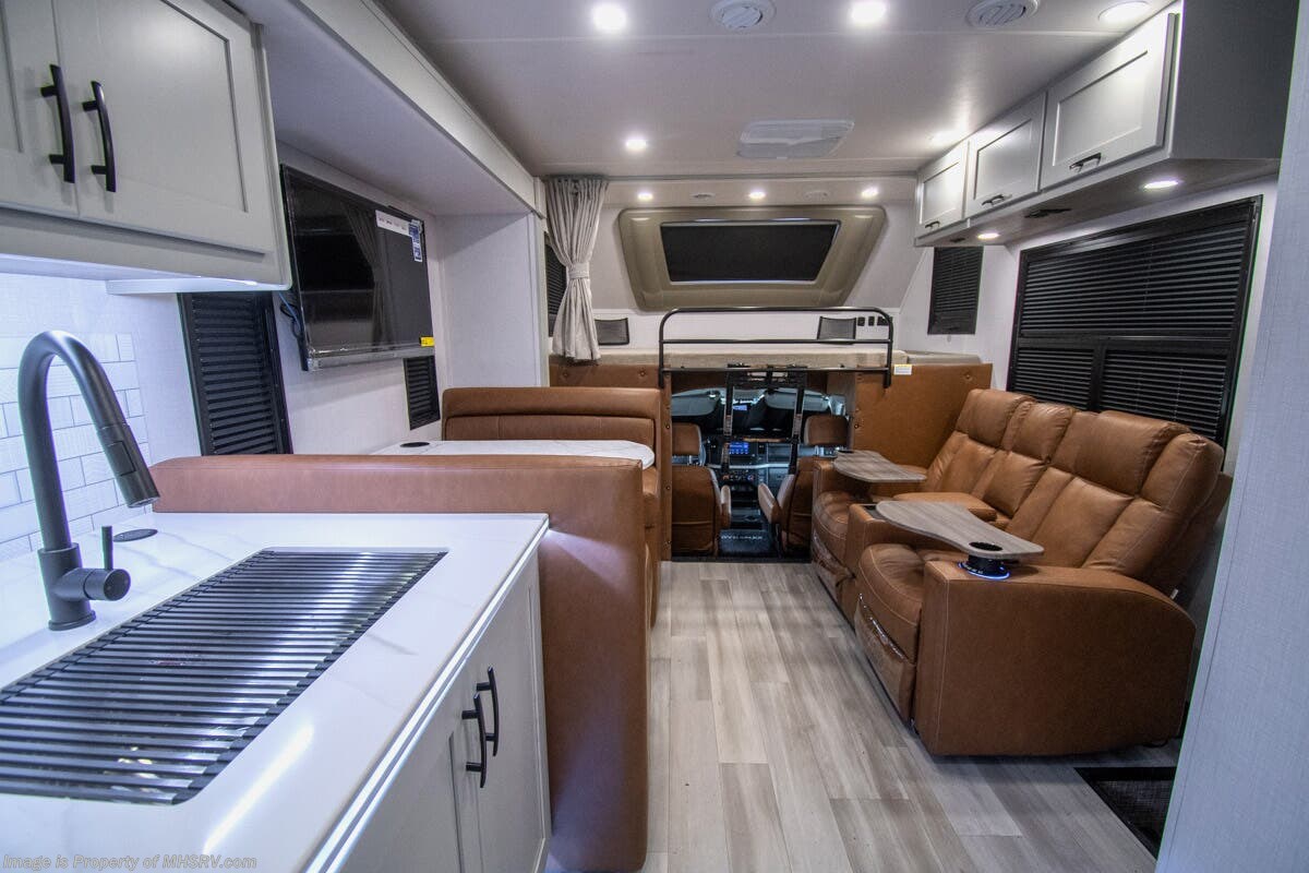 Call now about this 2026 Dynamax Corp Isata 6 Series 31KS! 2026 Dynamax Corp Isata 6 Series 31KS - New Class C For Sale by Motor Home Specialist in Alvarado, Texas features Theater Seating